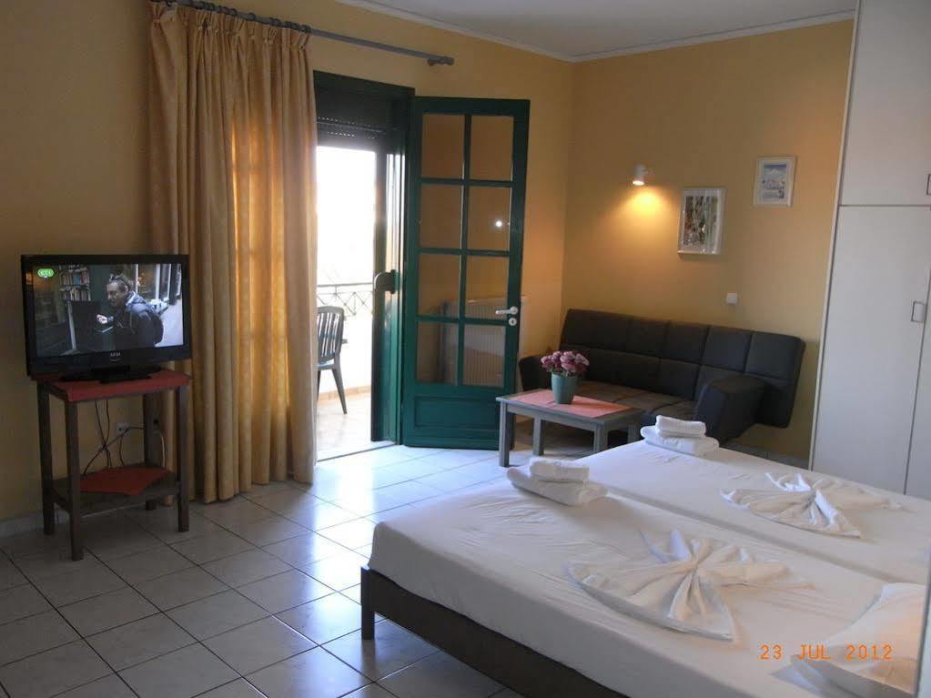 Sun Village Hotel Apartments Megás Limniónas Zewnętrze zdjęcie