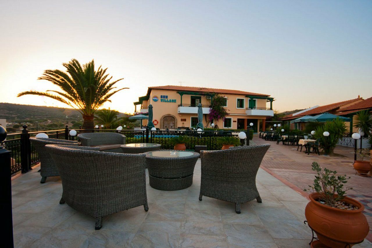 Sun Village Hotel Apartments Megás Limniónas Zewnętrze zdjęcie