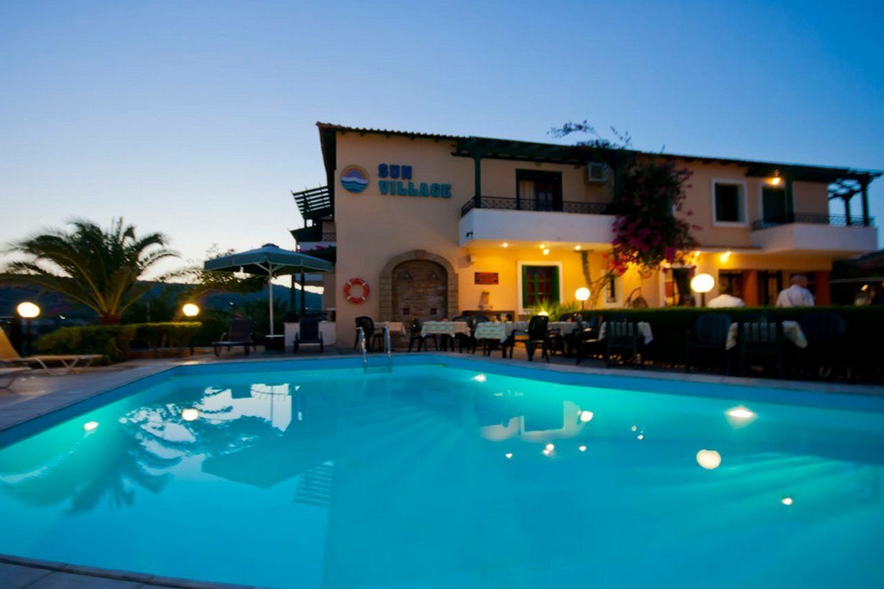 Sun Village Hotel Apartments Megás Limniónas Zewnętrze zdjęcie