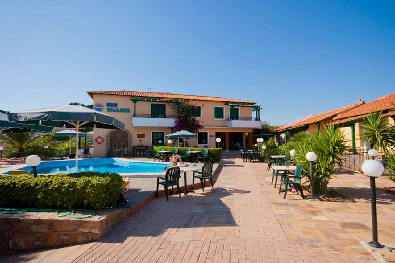 Sun Village Hotel Apartments Megás Limniónas Zewnętrze zdjęcie