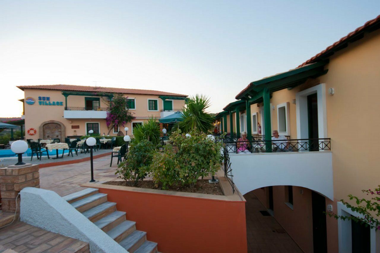Sun Village Hotel Apartments Megás Limniónas Zewnętrze zdjęcie